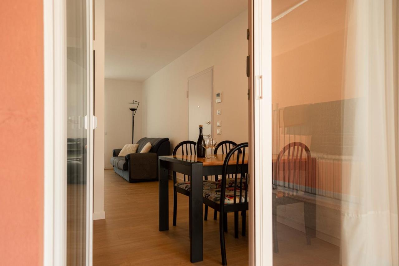 Holiday Apartments Giulia - Blue بياتراموراتا المظهر الخارجي الصورة