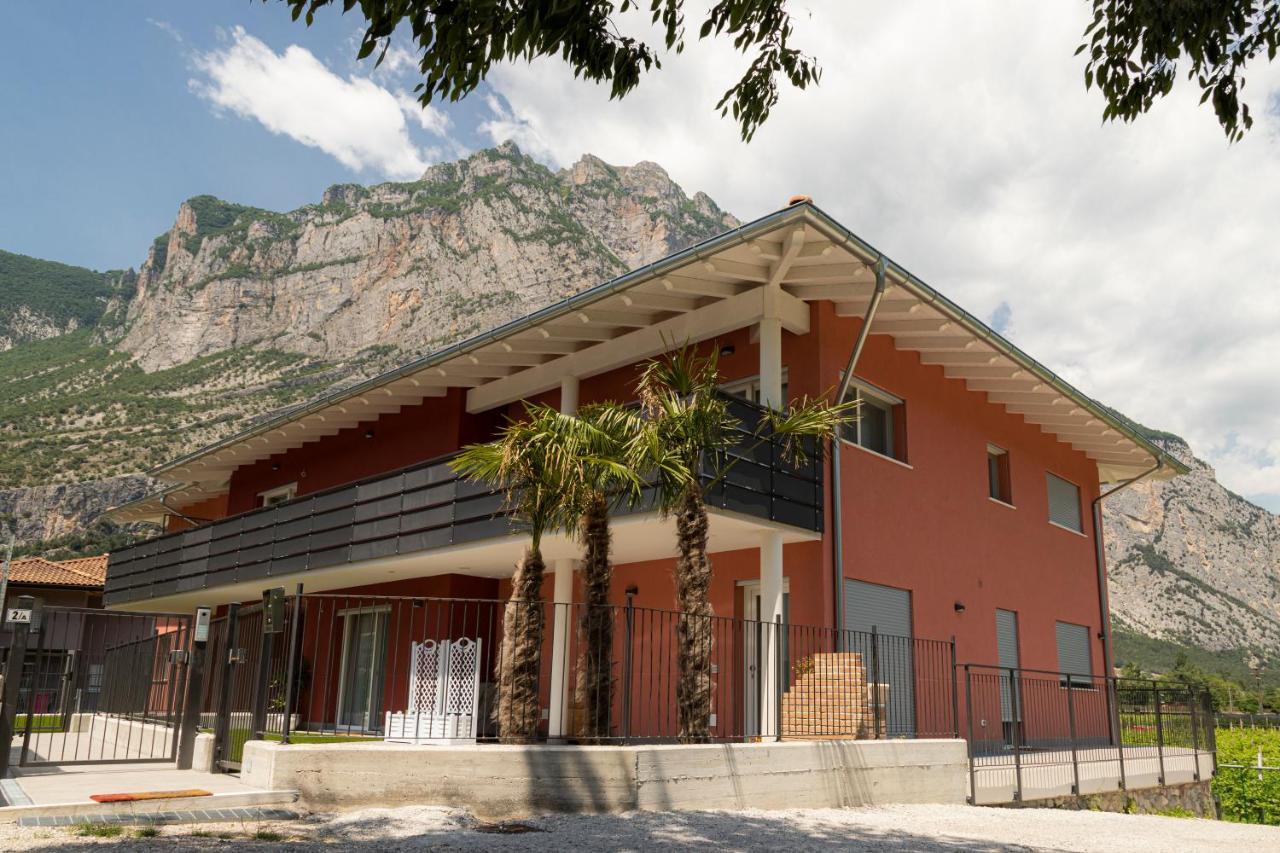 Holiday Apartments Giulia - Blue بياتراموراتا المظهر الخارجي الصورة