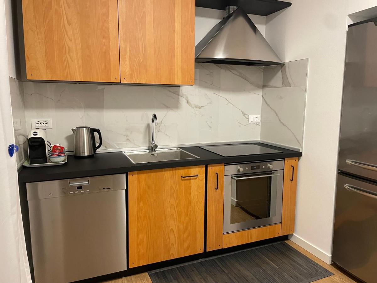 Holiday Apartments Giulia - Blue بياتراموراتا المظهر الخارجي الصورة